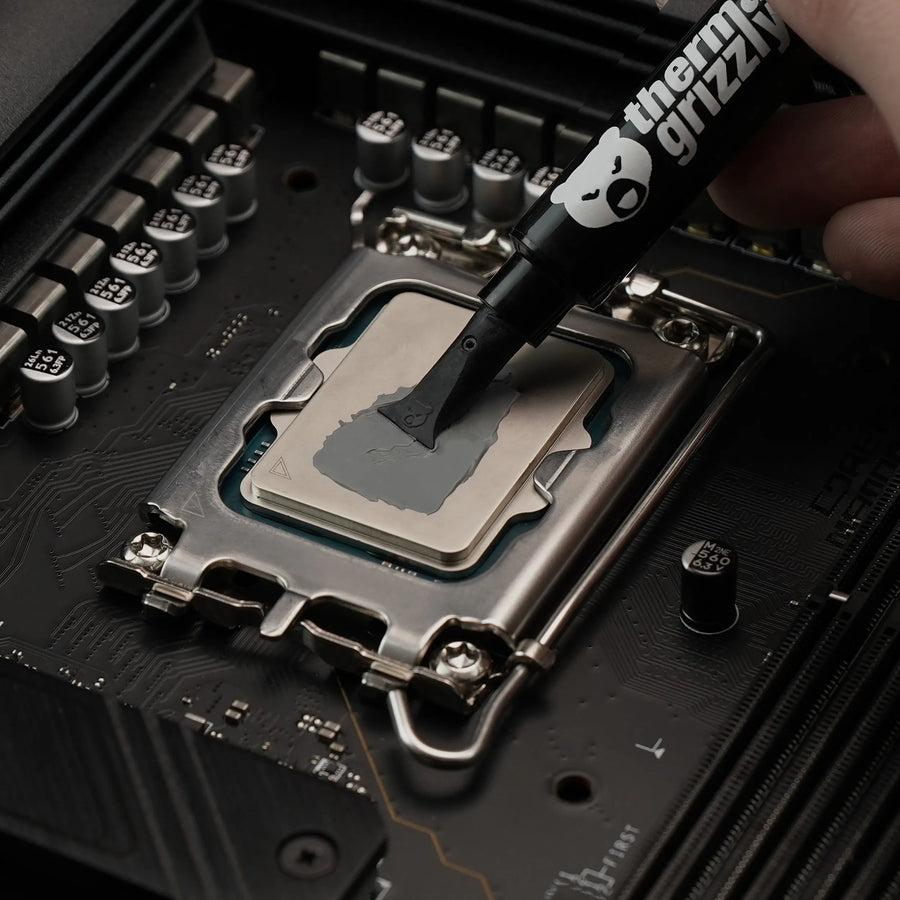 Thermal Grizzly Aeronaut Thermal Paste | 7.8 g · 3 ml Syringe | 8.5 W/mK | Non-Conductive · 0 pS/m | -150°C to +200°C | 