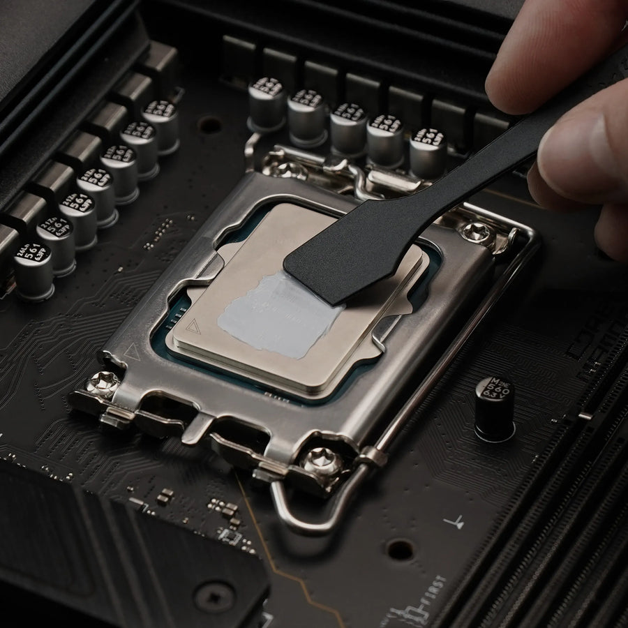 Thermal Grizzly Kryonaut TG-K-001-RS Thermal Paste | 1 g | −250 °C to +350 °C | Density 3.7 g/cm³ · Viscosity 130–170 Pa