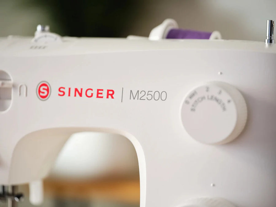 Singer M2505 Sewing Machine, 23 Built-In Stitches, 4-Step Buttonhole, Free Arm Design, Lightweight & Portable, White