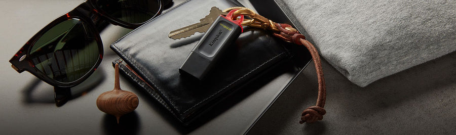 Kingston DataTraveler Exodia DTX/128GB USB Flash Drive | 128GB | USB 3.2 Gen 1 · USB-A | Protective Cap · Key-Ring Loop 
